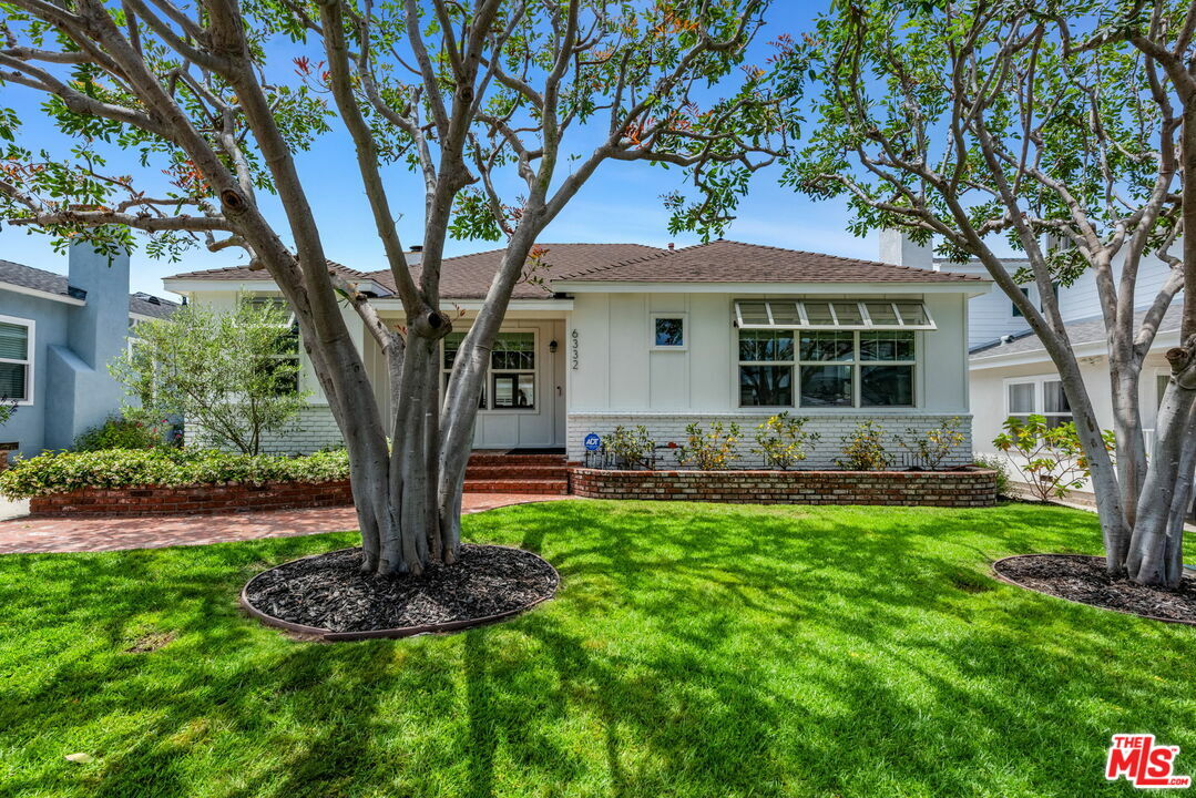 6332 W 84th Pl  Los Angeles CA 90045 photo