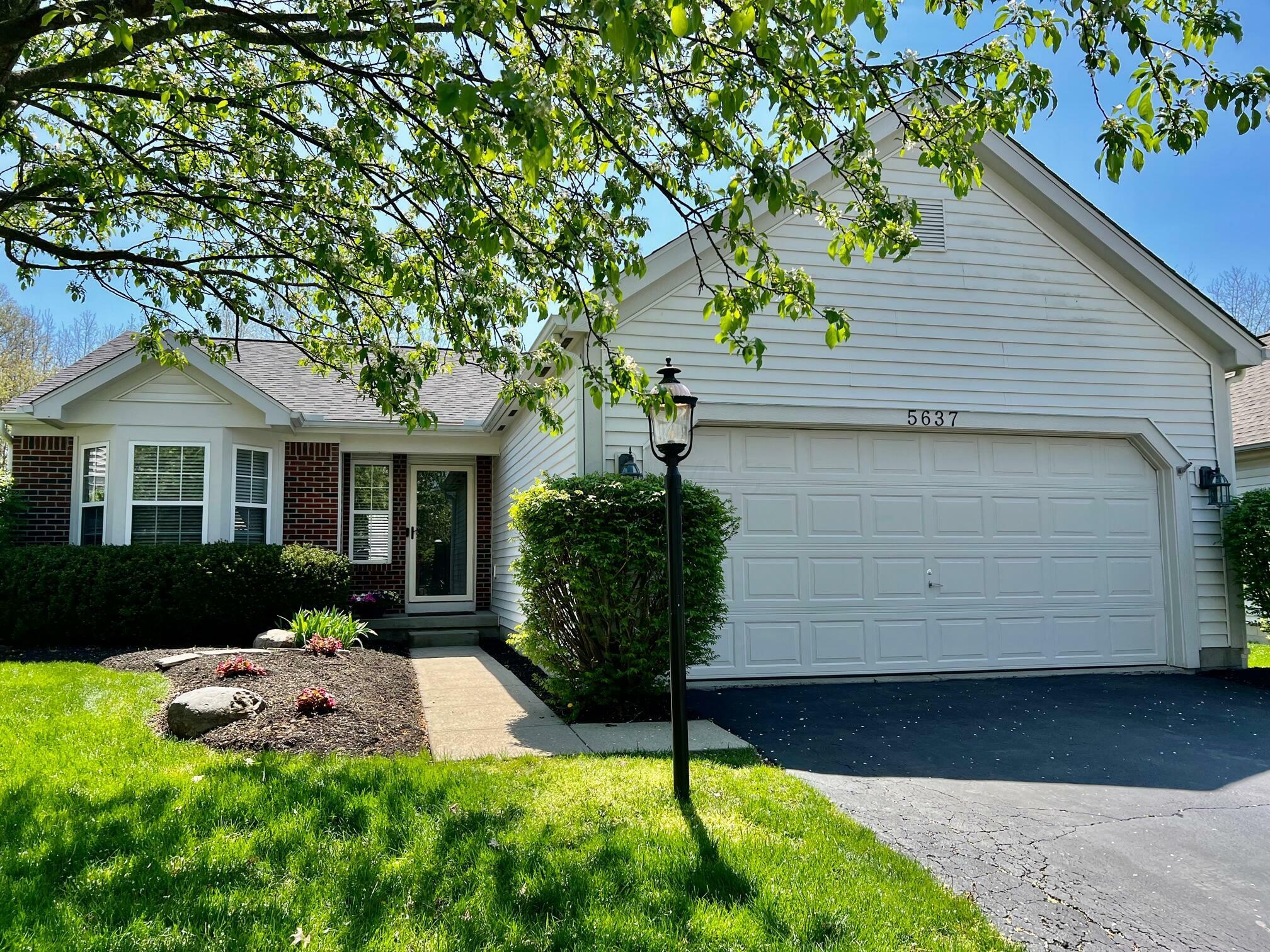 Property Photo: 5637 Covington Meadows Drive OH 43082