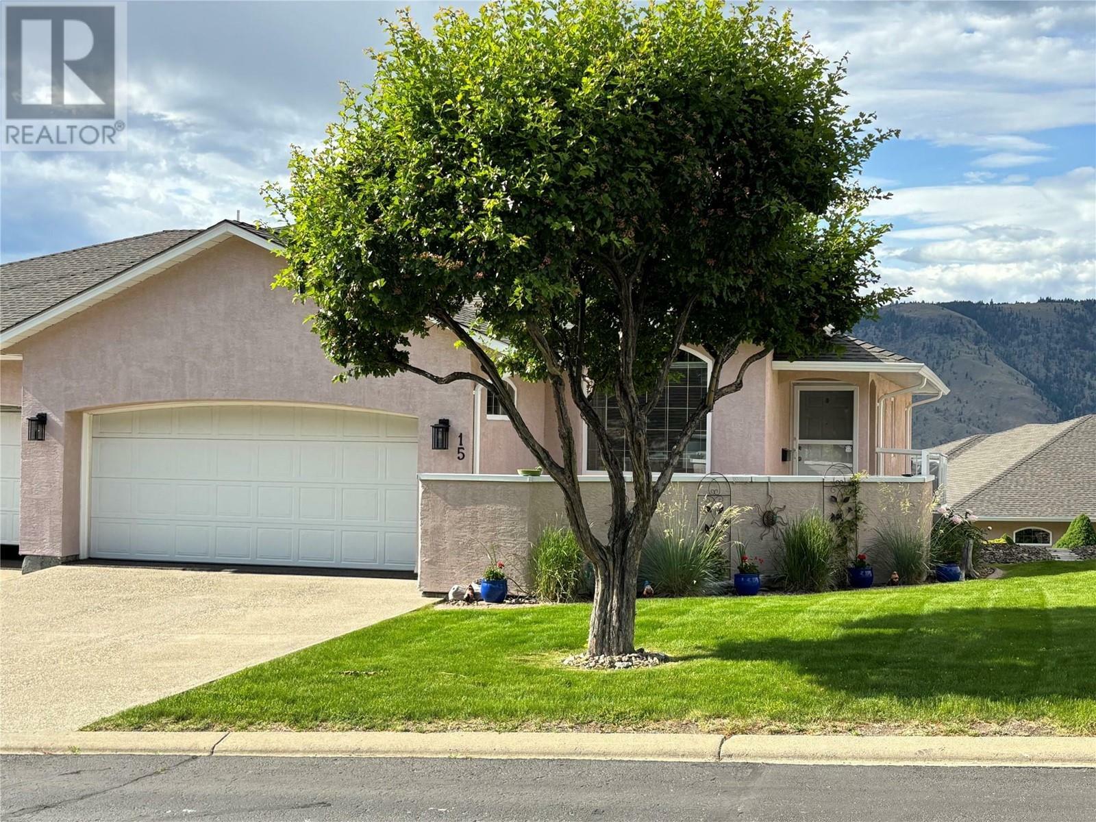 Photo de la propriété: 2630 Nechako Drive 15 BC V2E 2C9
