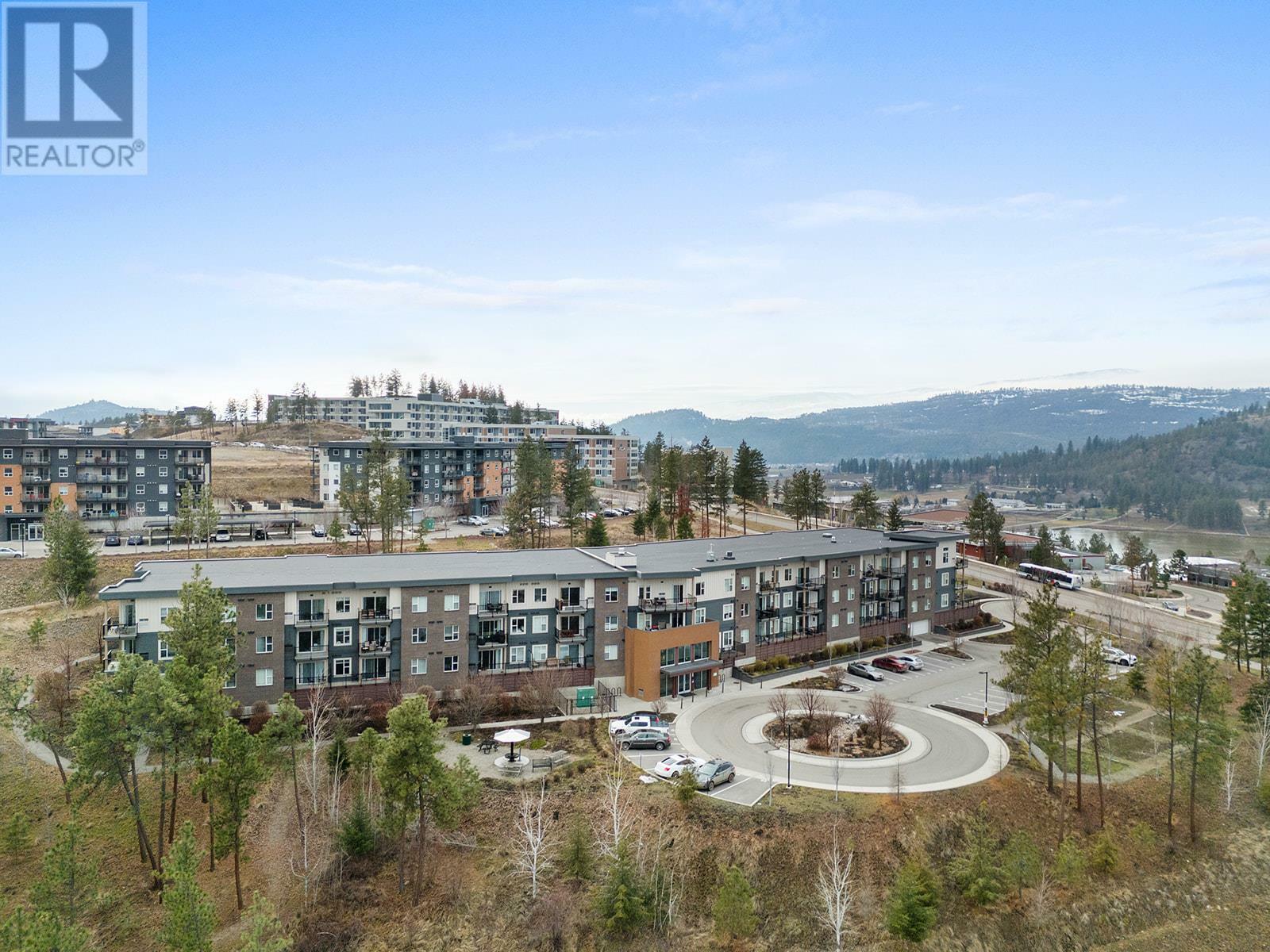 Property Photo: 935 Academy Way 305 BC V1V 3C9
