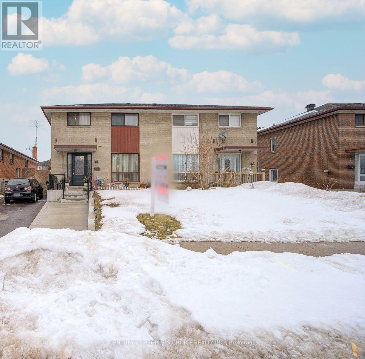 Property Photo: 10 Lakeland Drive ON M9V 1M9
