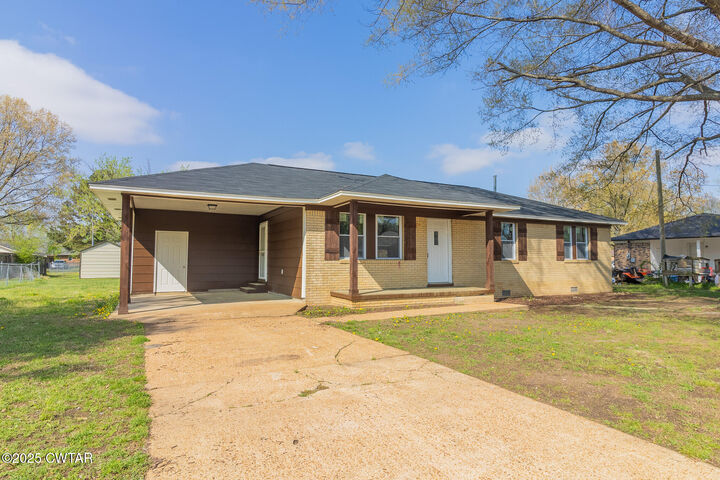 Property Photo:  480 Houston Street  TN 38012 