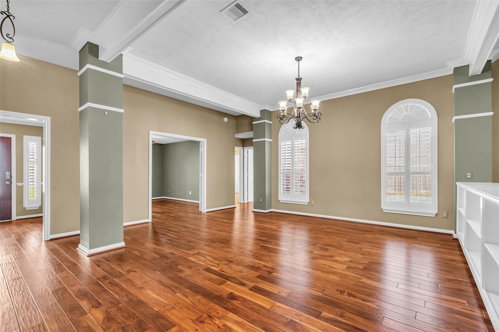 Property Photo:  1704 Tempe Street  TX 77573 