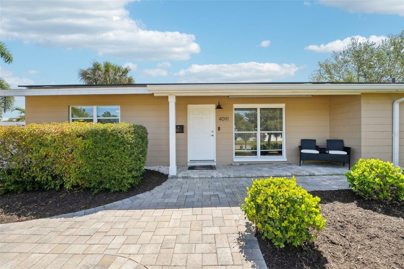 Property Photo:  4091 Cherry Street NE  FL 33703 