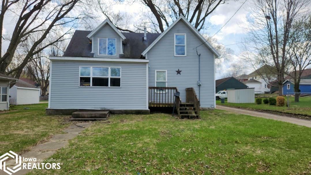 Property Photo: 221 13th Street IA 50401