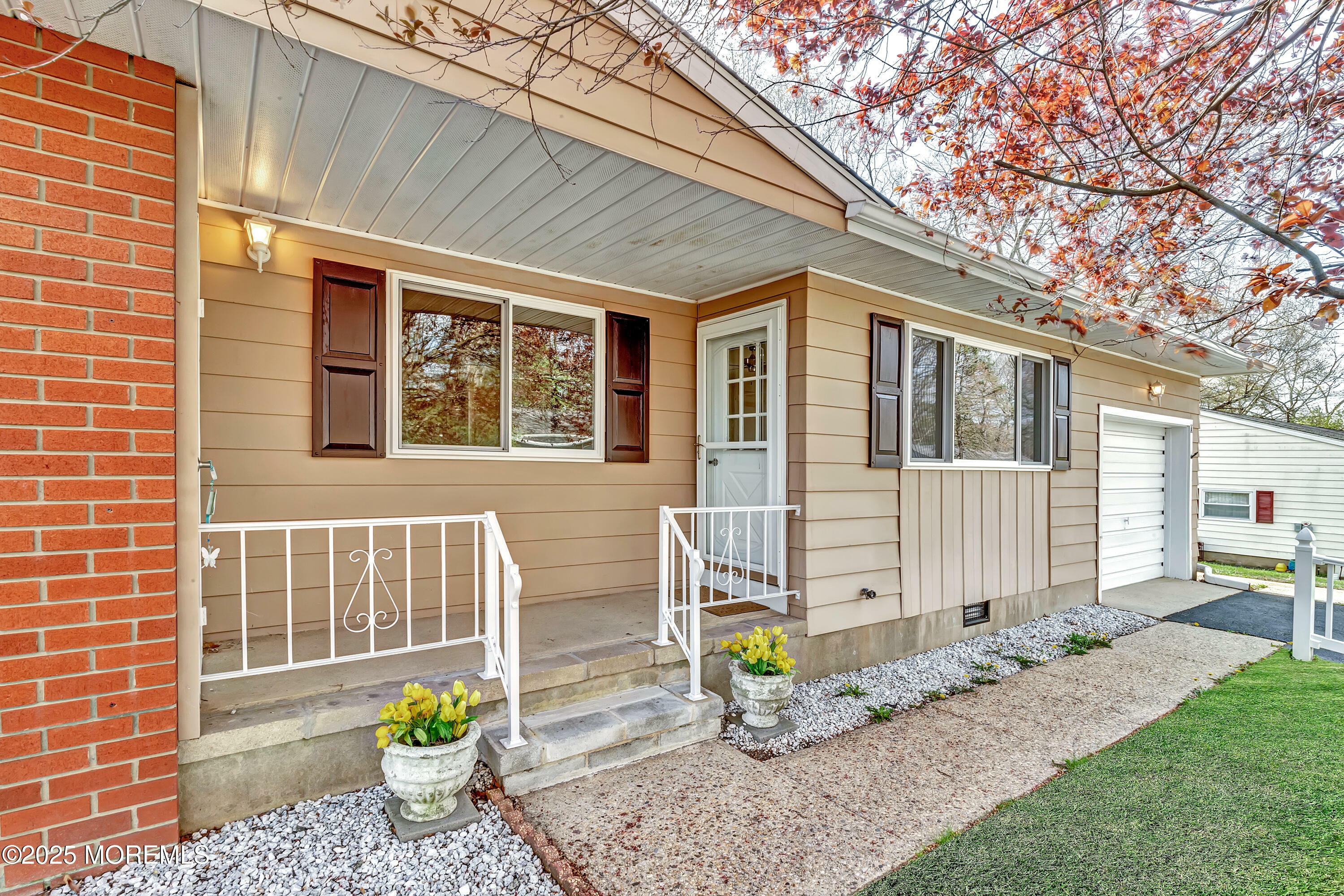 Property Photo: 7 Kentucky Way NJ 08759