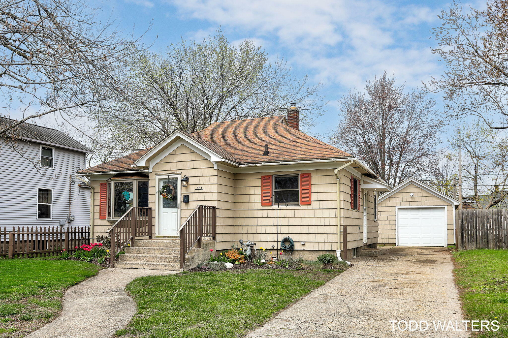 Property Photo:  251 W 21st Street  MI 49423 