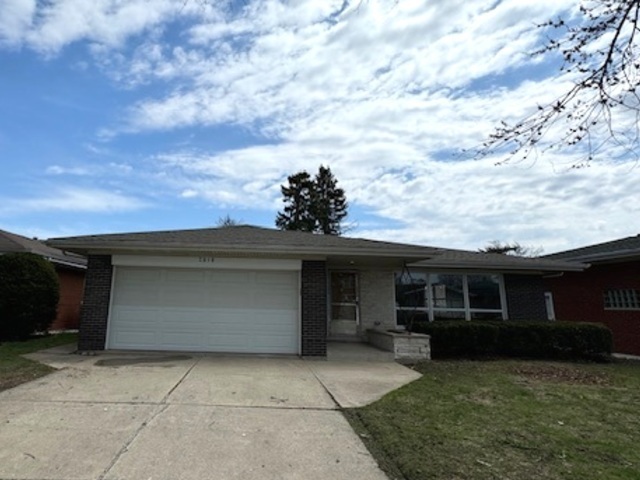 Property Photo: 2819 Kensington Avenue IL 60154