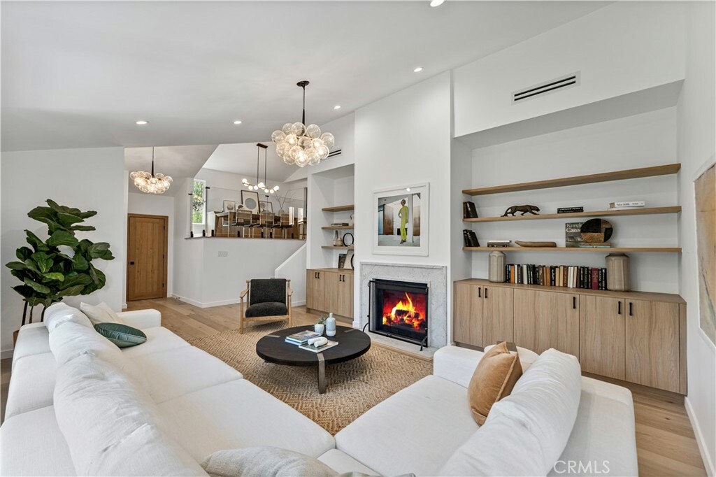 3947 Sumac Drive  Sherman Oaks CA 91403 photo