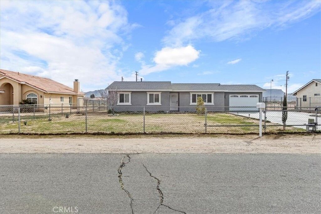 Property Photo: 14115 Quinnault Road CA 92307