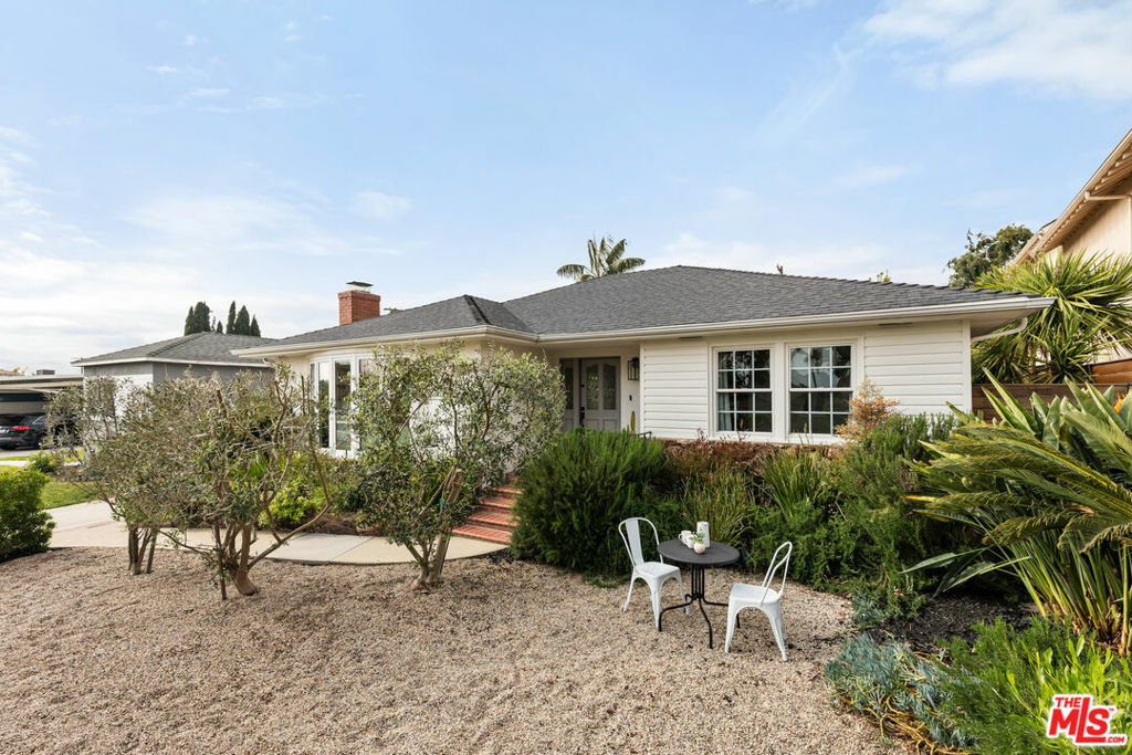 5839 W 75th Street  Los Angeles CA 90045 photo