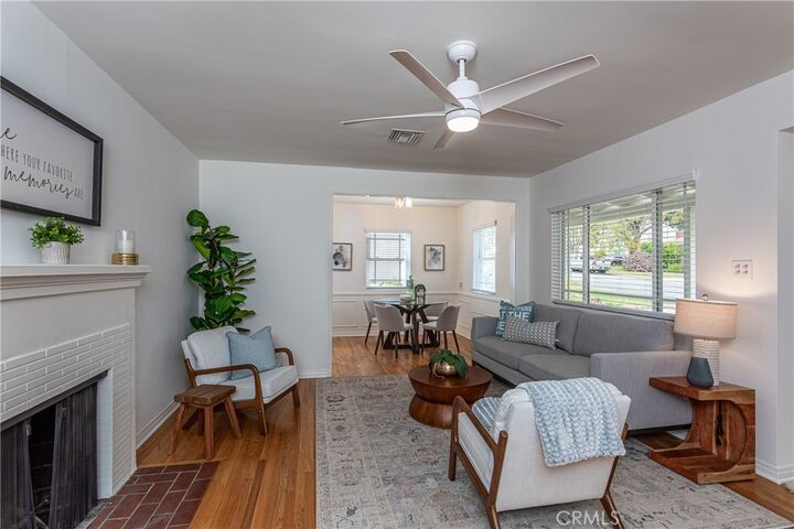 Property Photo:  2411 N Lamer Street  CA 91504 