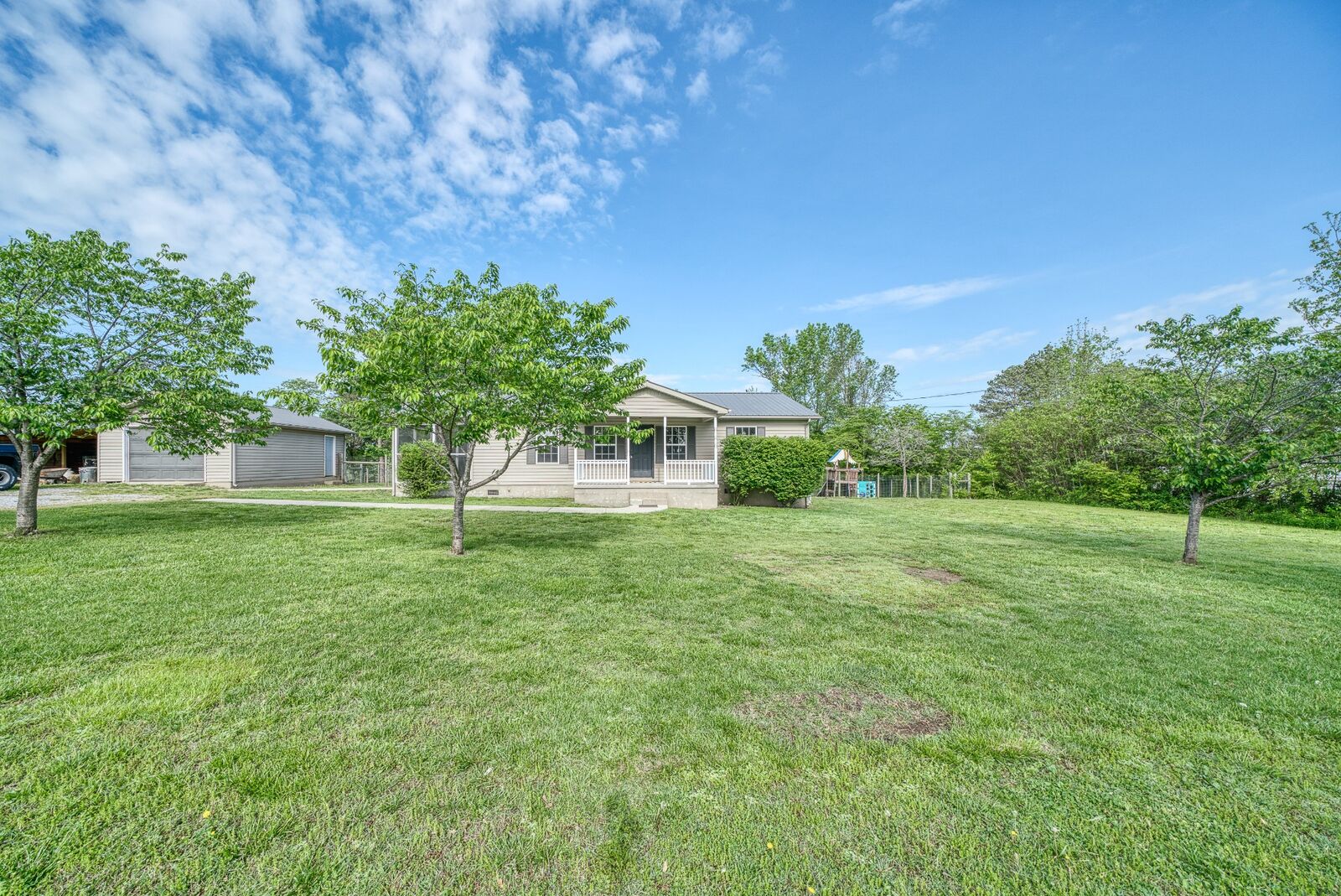 Property Photo:  346 Lucille Street  TN 38583 