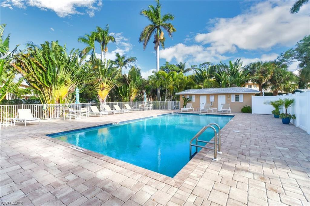 Property Photo:  3032 Sandpiper Bay Cir G104  FL 34112 
