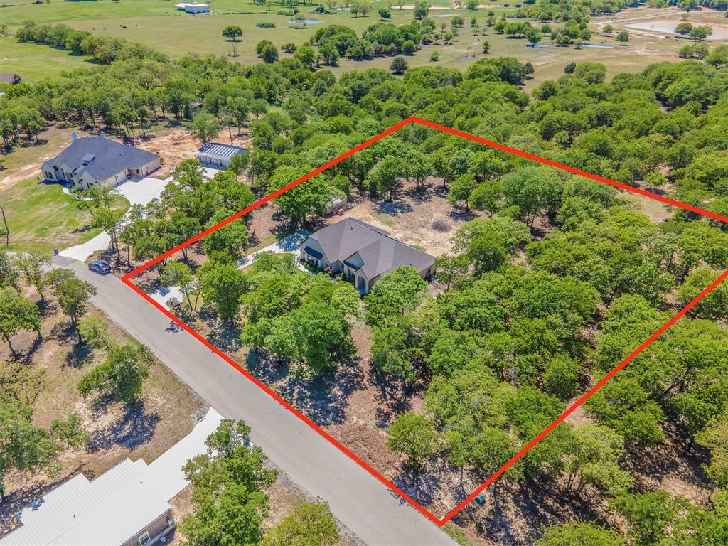 Property Photo: 2033 Antler Loop TX 76487