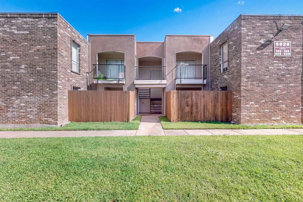 Property Photo: 5628 Boca Raton Boulevard 126 TX 76112