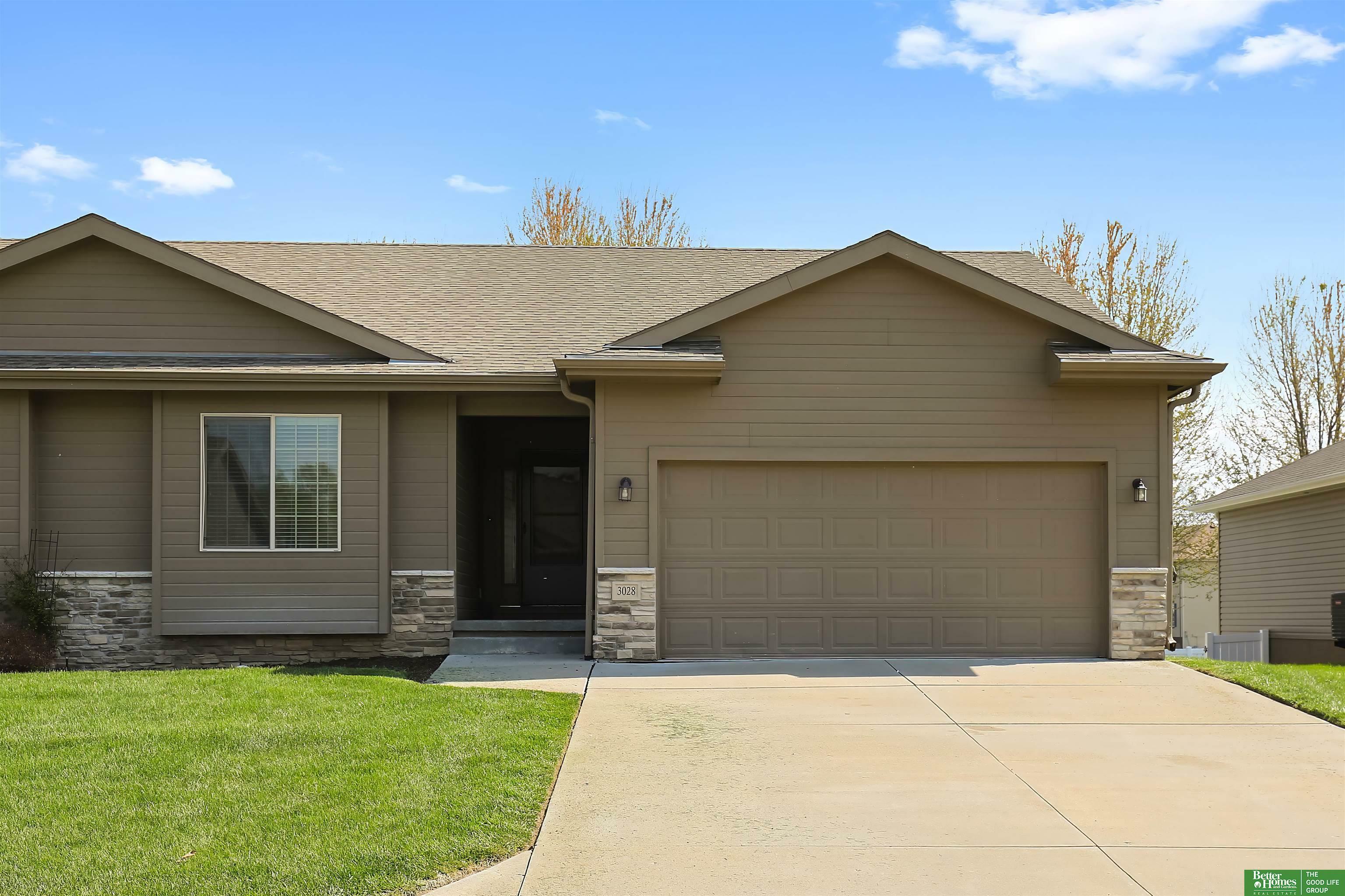 Property Photo: 3028 Lakeside Drive NE 68048