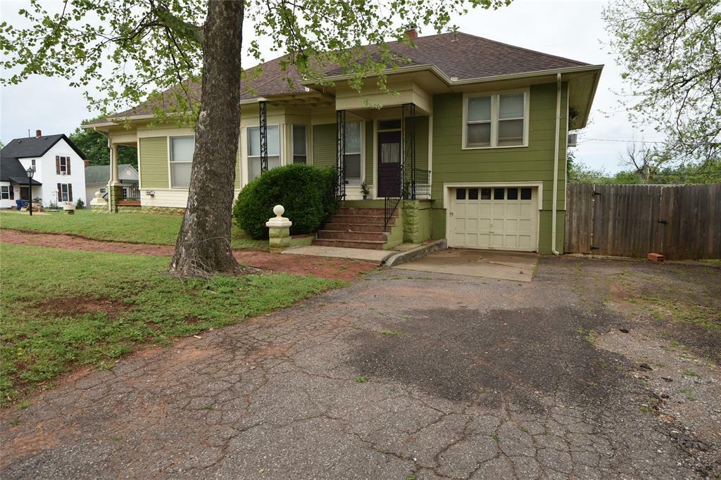 Property Photo:  324 E Washington Avenue  OK 73044 