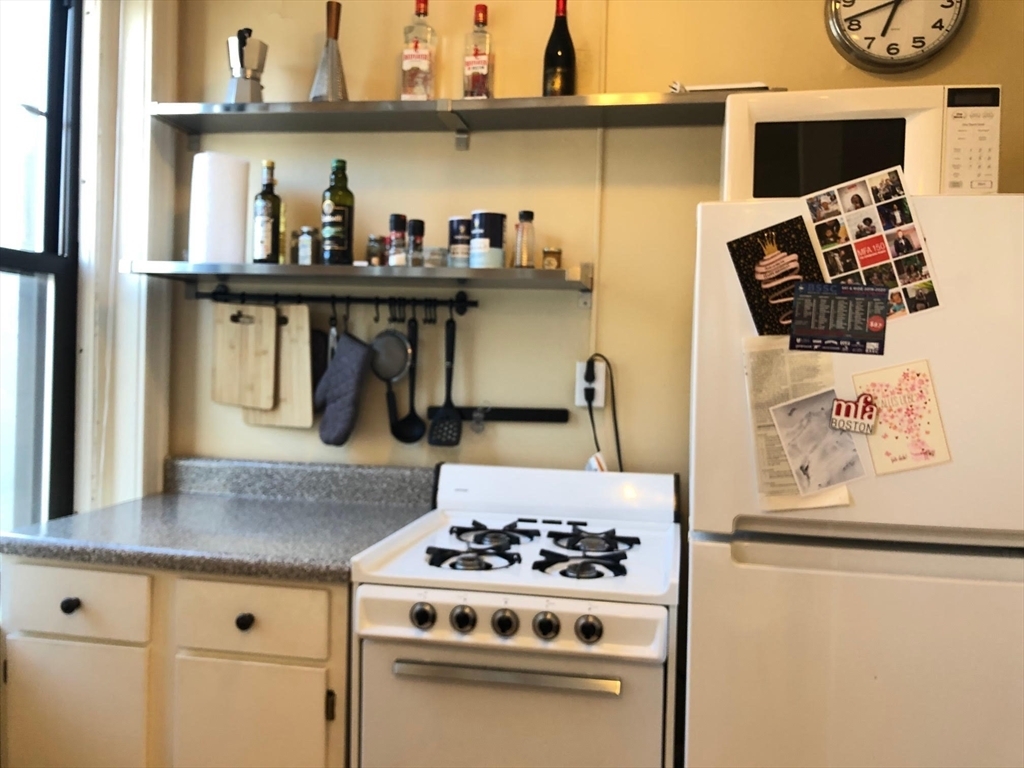 Property Photo: 116 Riverway 19 MA 02215