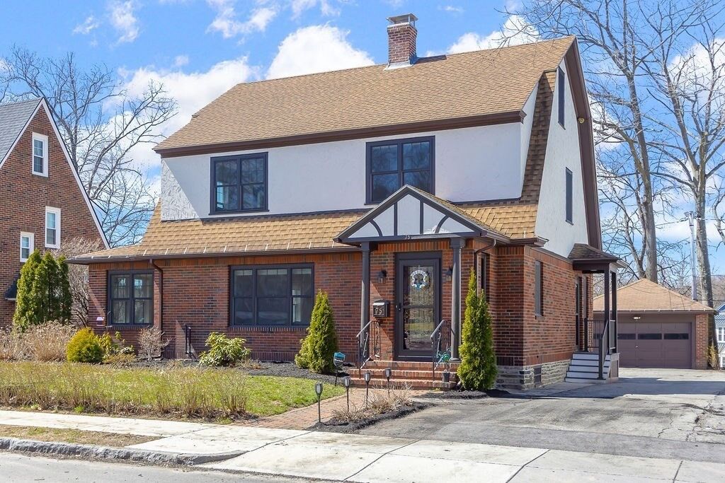Property Photo:  75 Longfellow Rd  MA 01602 