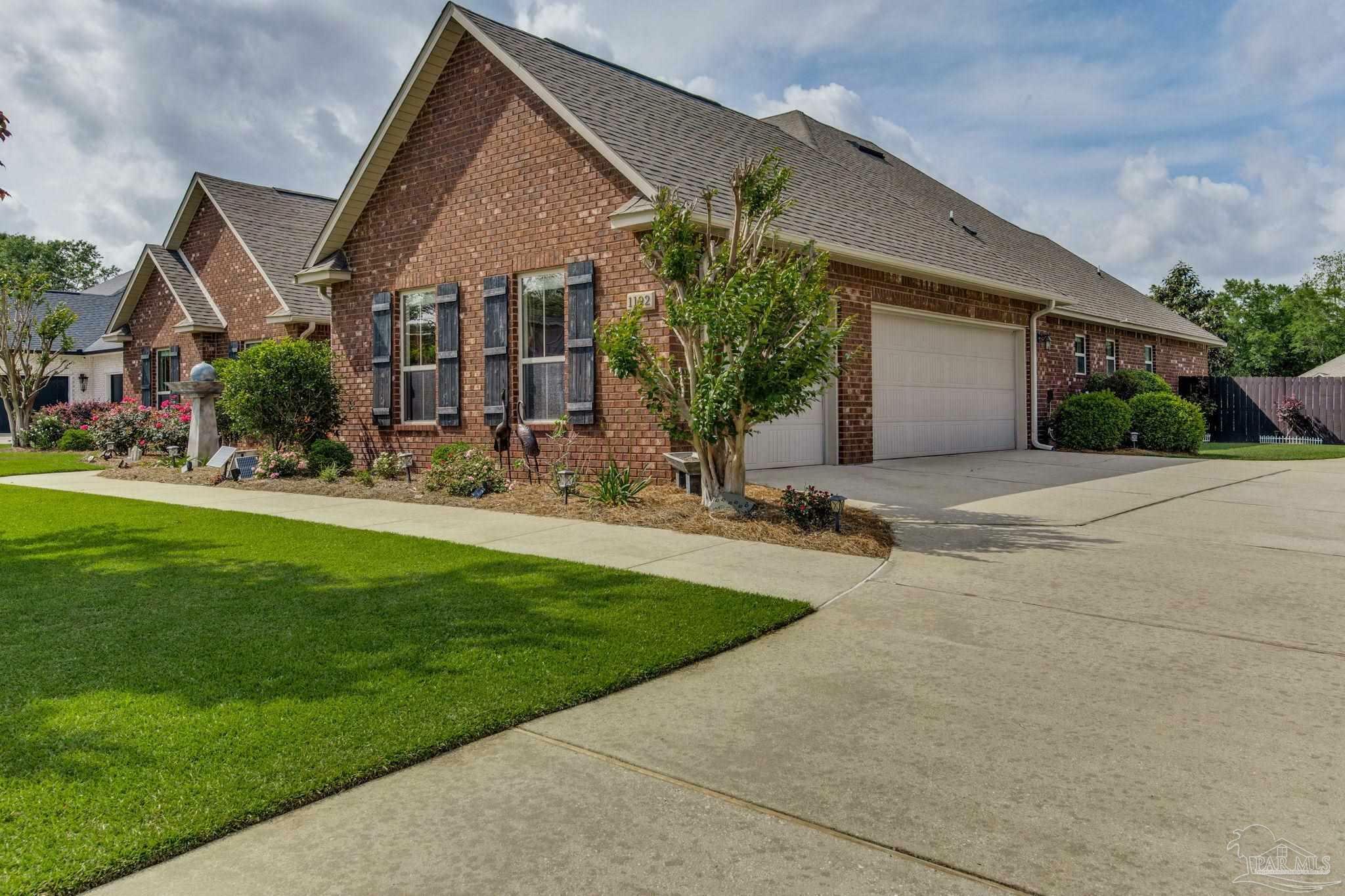 Property Photo:  1192 Wensel Dr  FL 32533 