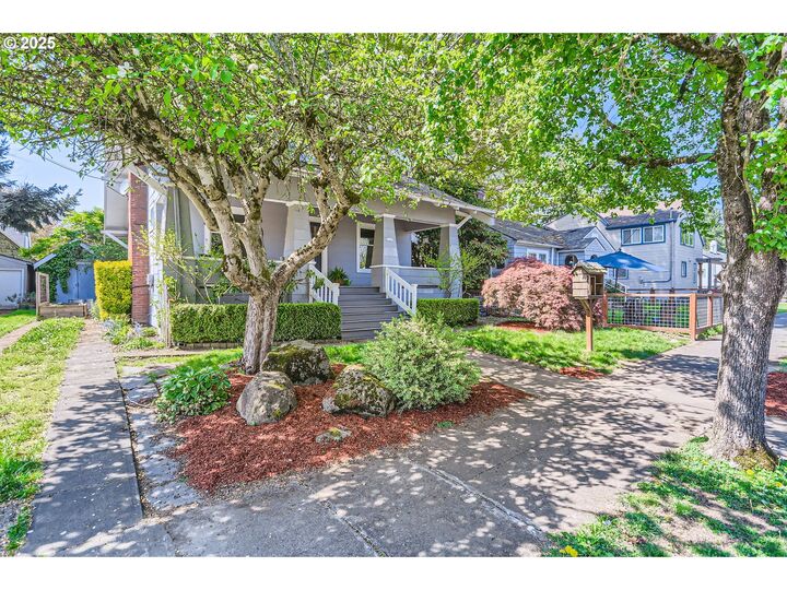 Property Photo: 7205 SE 21st Ave OR 97202