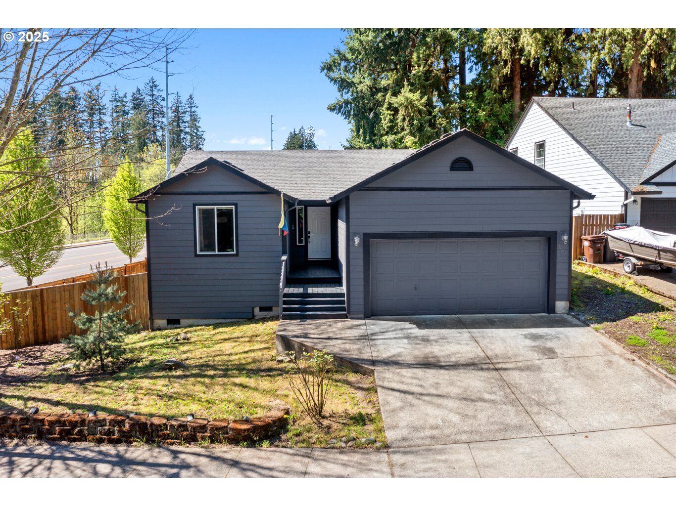 Property Photo:  105 NE 49th Ave  OR 97124 