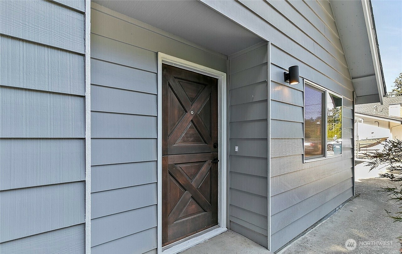 Property Photo: 29239 161st Place SE WA 98042