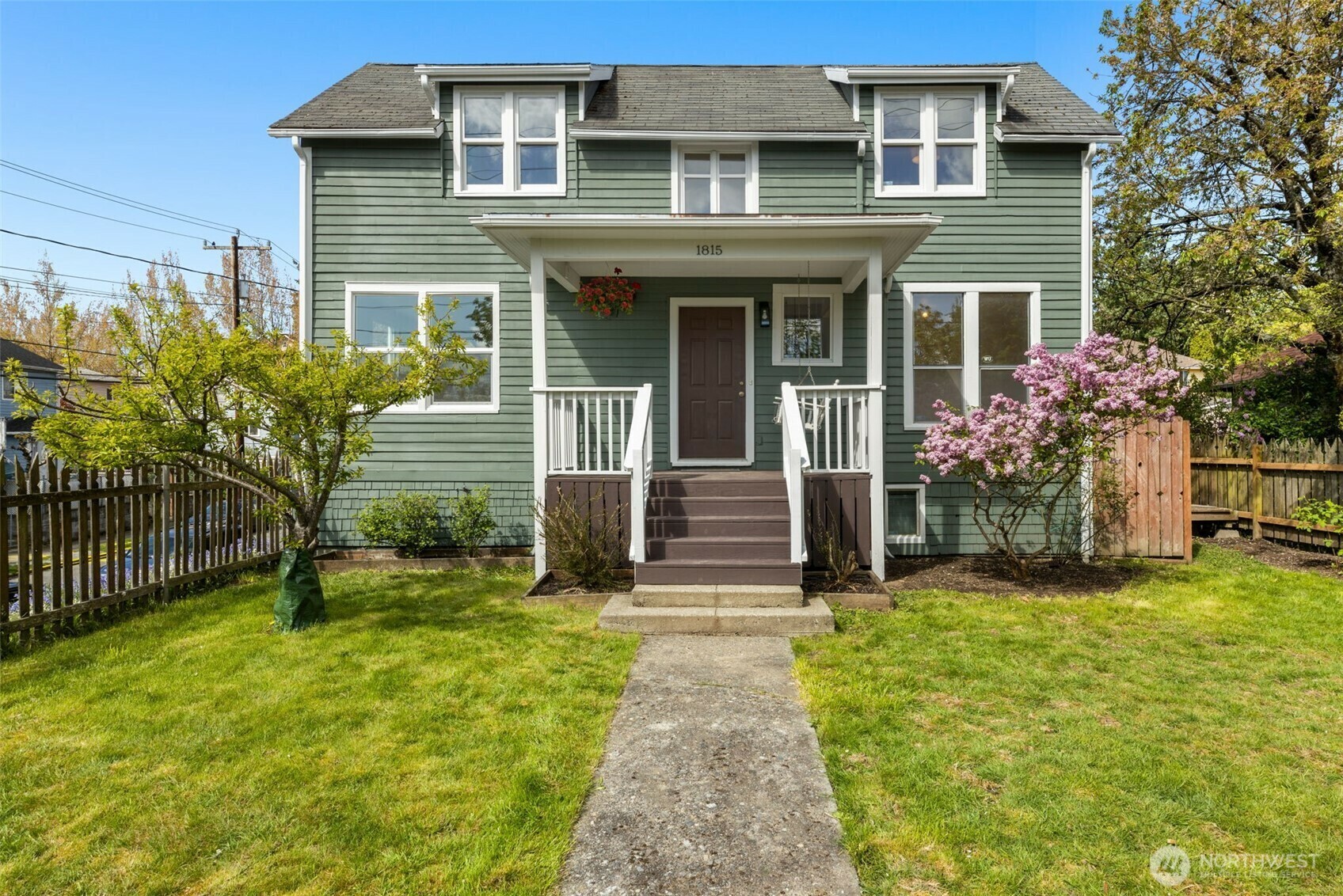 1815  16th Avenue S  Seattle WA 98144 photo