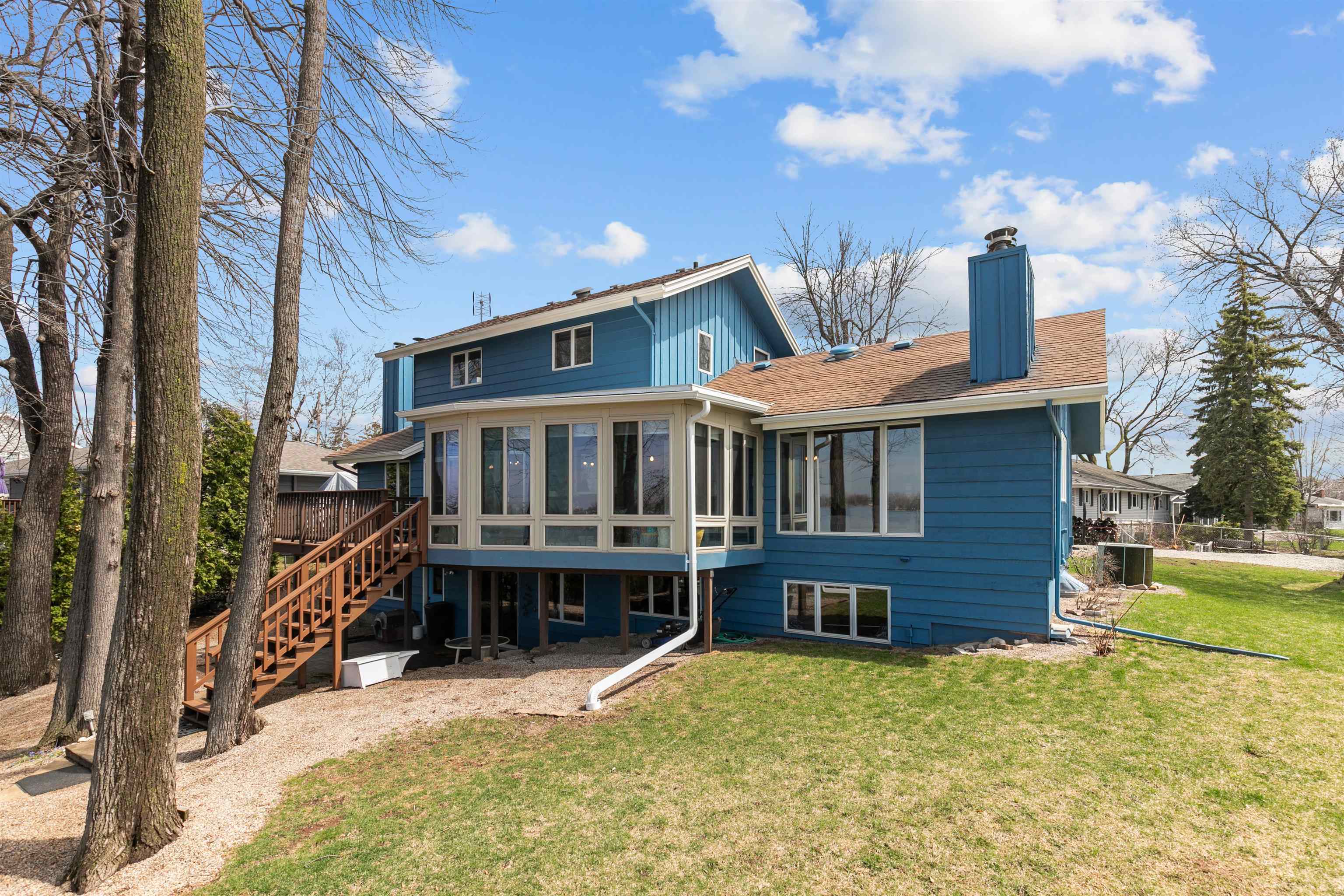 Property Photo: 1096 Lakeshore Drive WI 54952