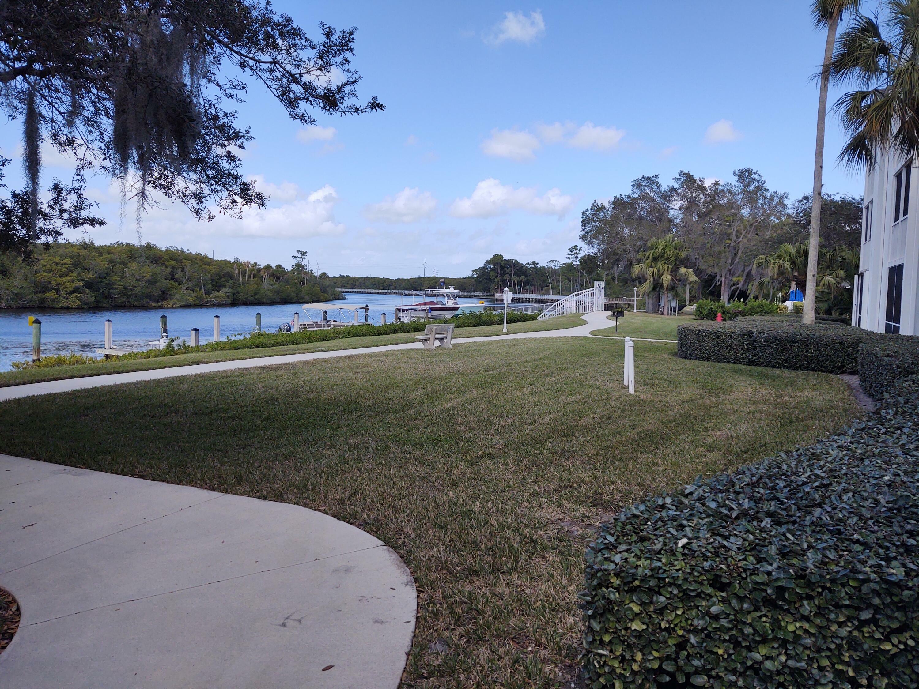 Property Photo: 2512 SE Anchorage Cove F-3 FL 34952