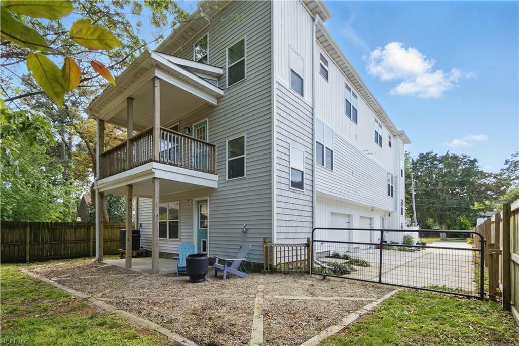 Property Photo: 9560 10th Bay St B VA 23503