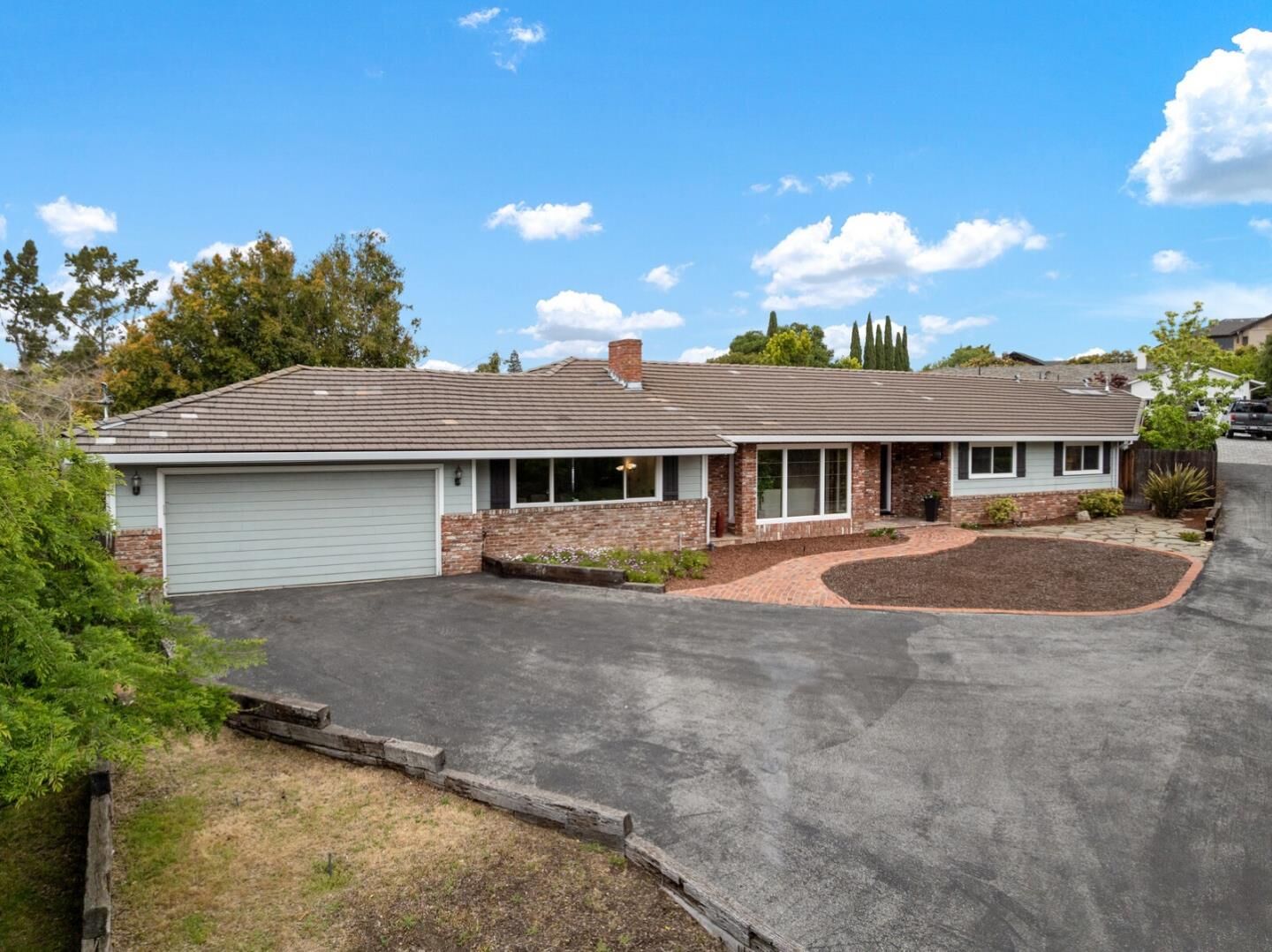 Property Photo: 17 Willow Lane CA 94002