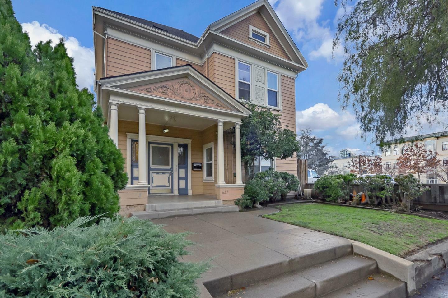 Property Photo: 627 South 3rd Street CA 95112