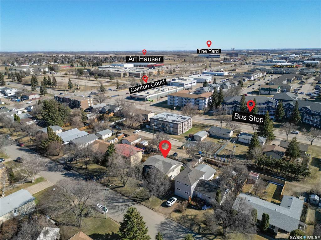 Property Photo: 533 27th Street E SK S6V 1W5