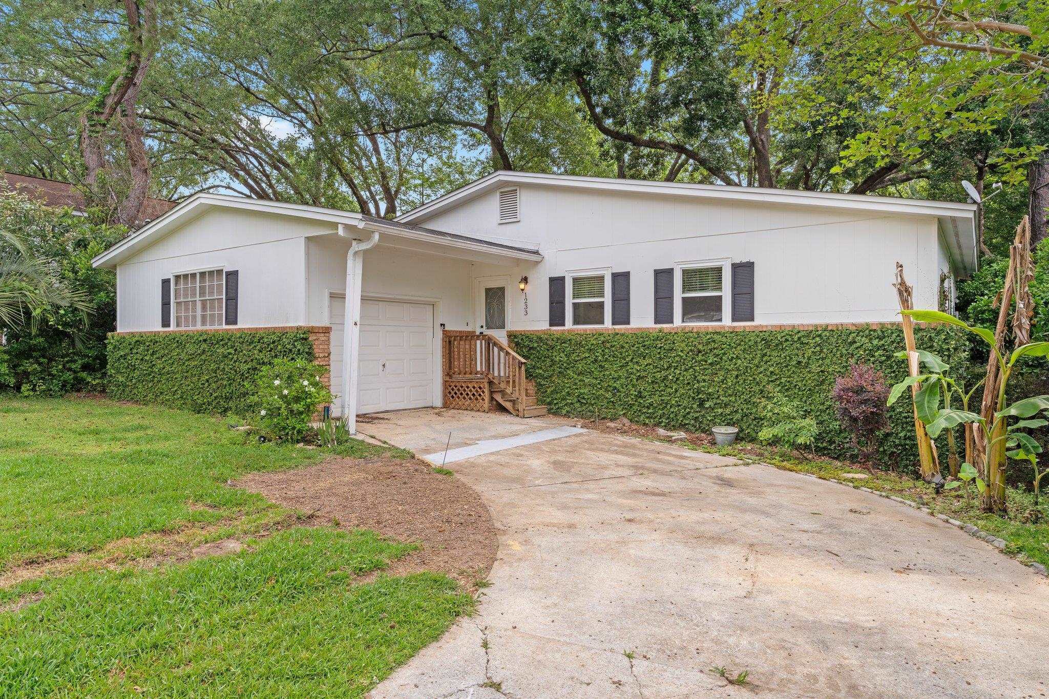 Property Photo:  1233 Talbot Avenue  FL 32308 