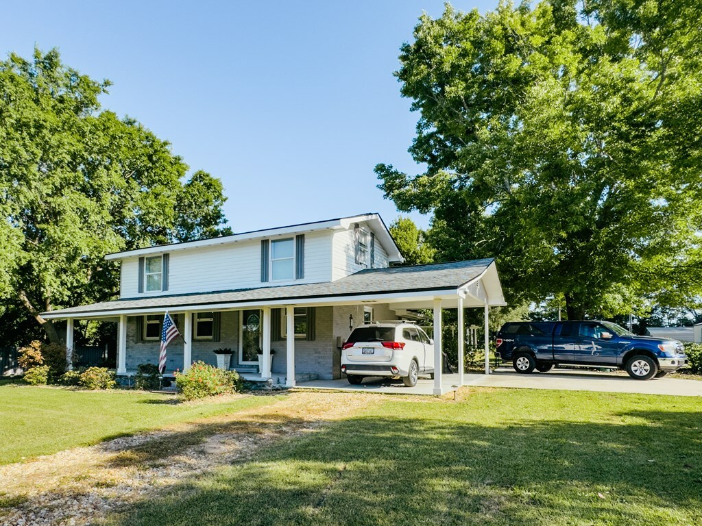 Property Photo: 15 McGee Rd GA 31947