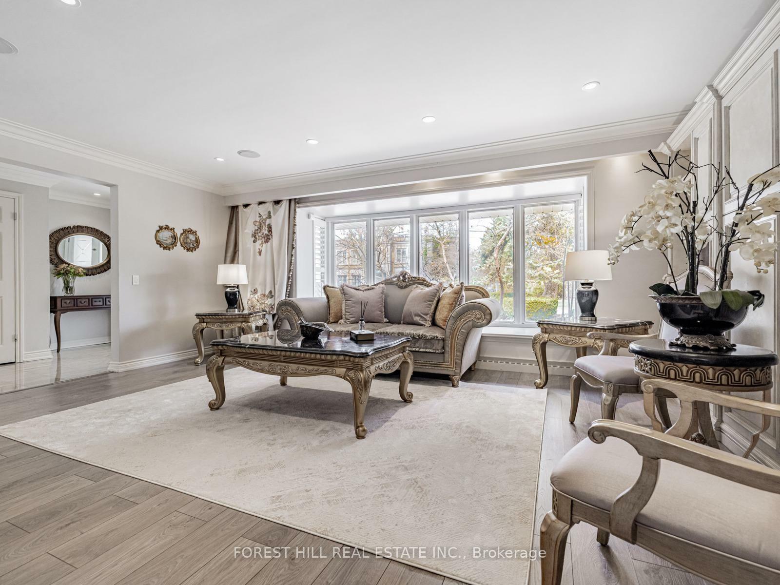 Property Photo: 17 Vernham Avenue ON M2L 2B1