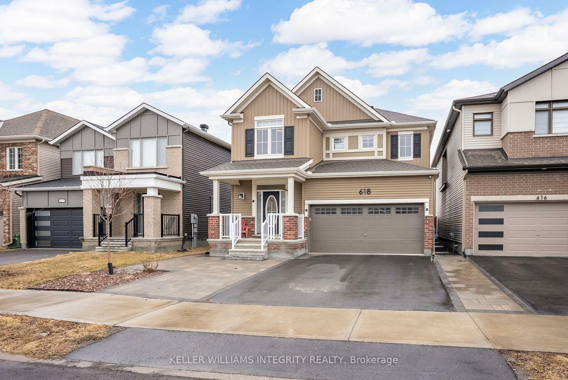 Property Photo: 618 Perseus Avenue ON K2J 6S7