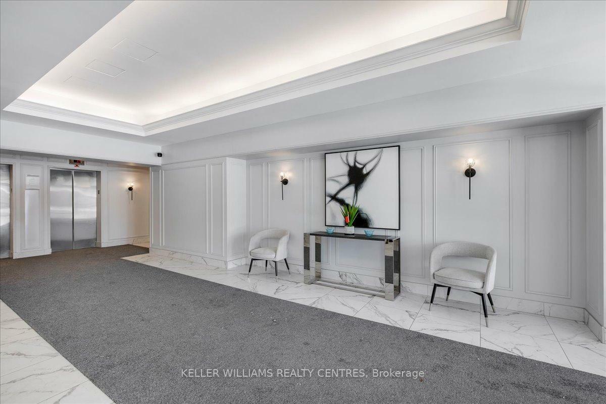 Property Photo: 712 Rossland Road E 612 ON L1N 9E8