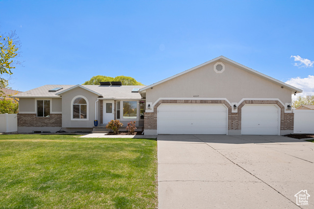 Property Photo: 4237 W Wasatch Meadows Dr UT 84088