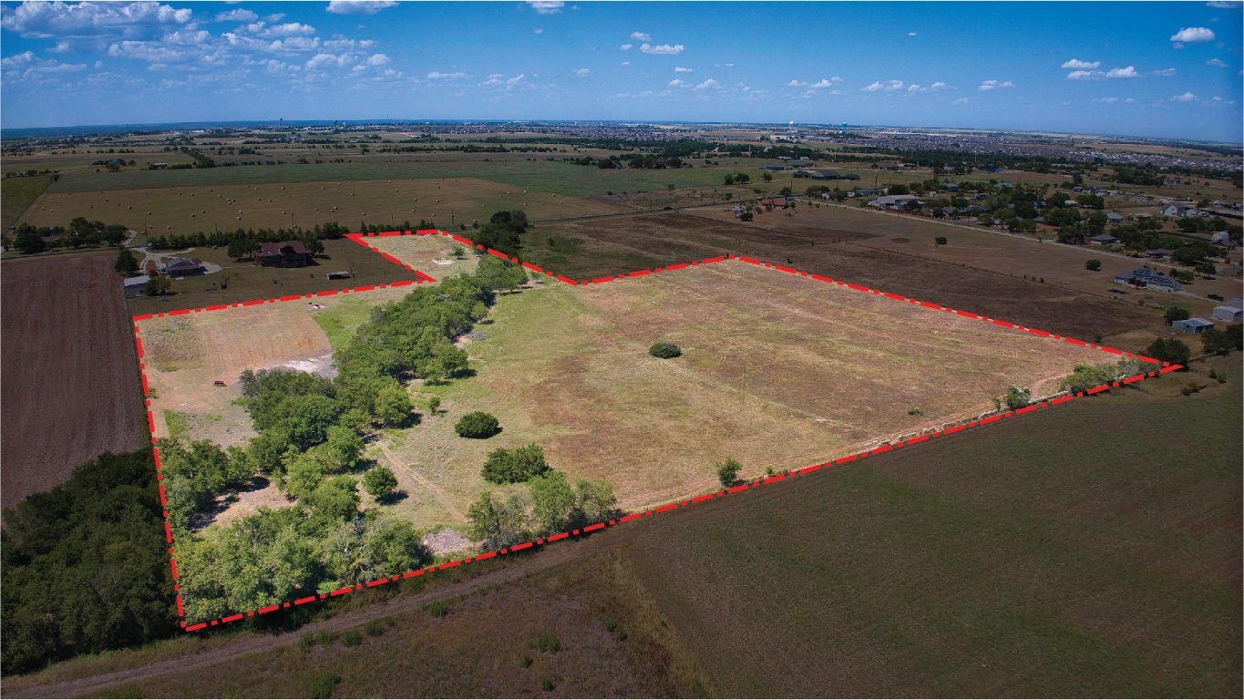 Property Photo: 1250 County Road 311 Road TX 76537