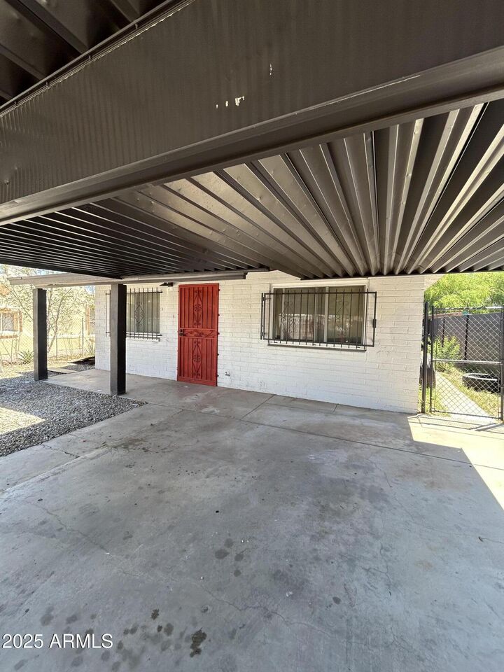 Property Photo:  937 W Cocopah Street  AZ 85007 