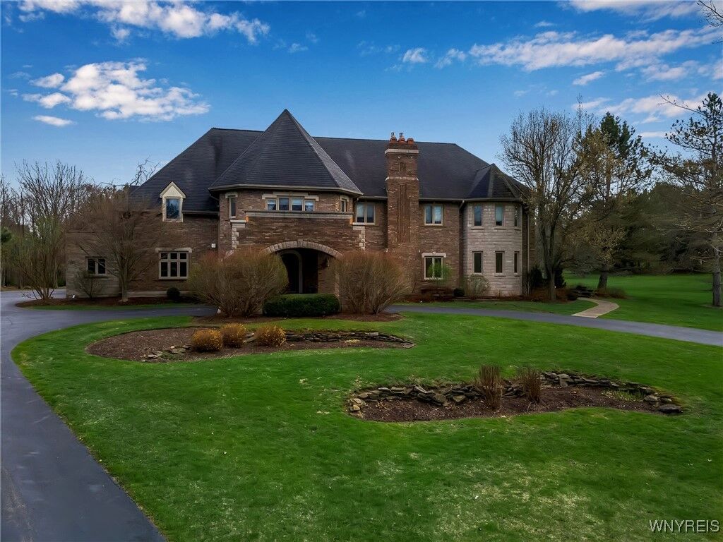 Property Photo:  1150 Underhill Road  NY 14052 