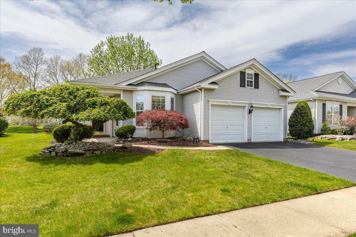 20 Powderhorn Way  Allentown NJ 08501 photo