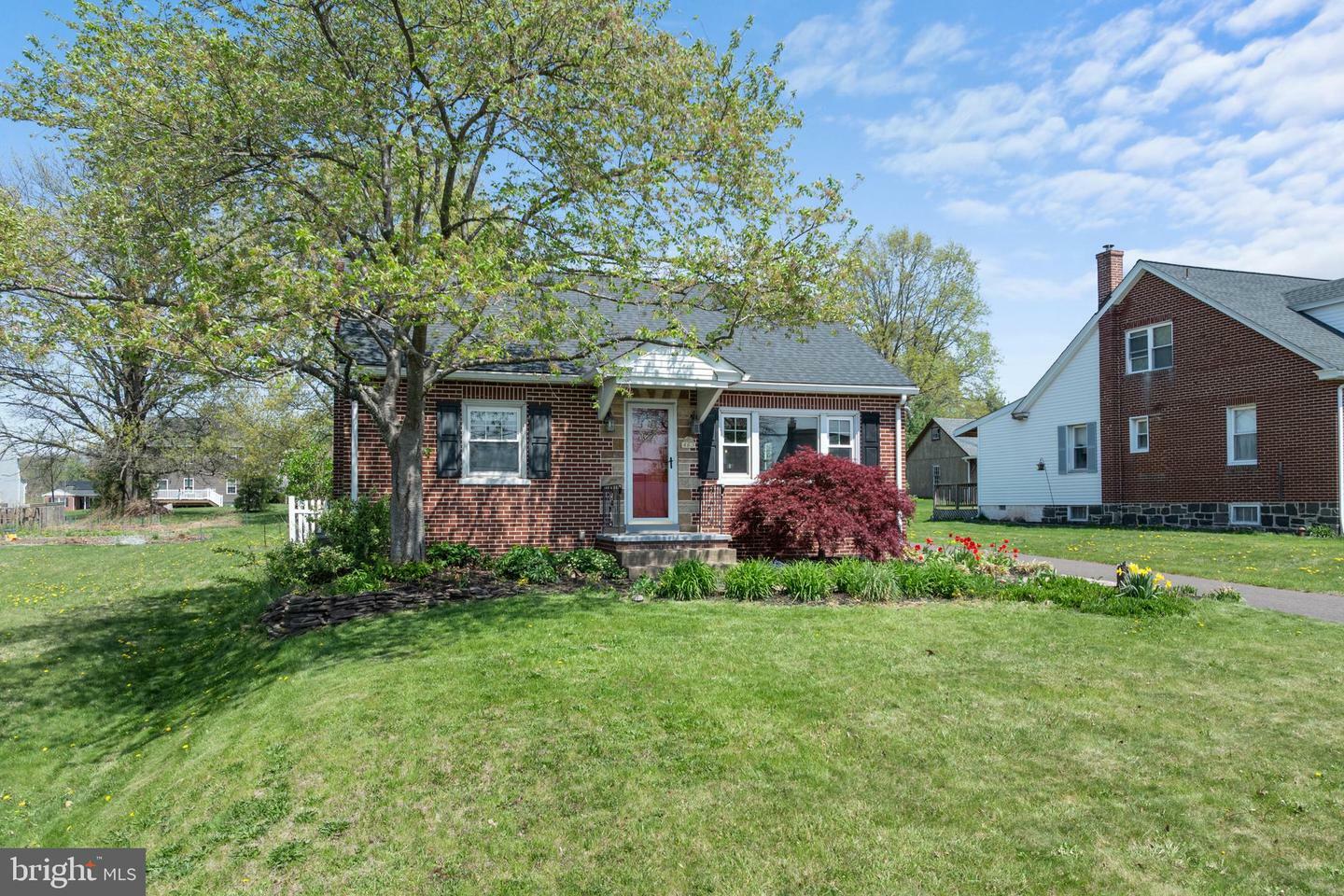 Property Photo: 463 School Lane PA 19438