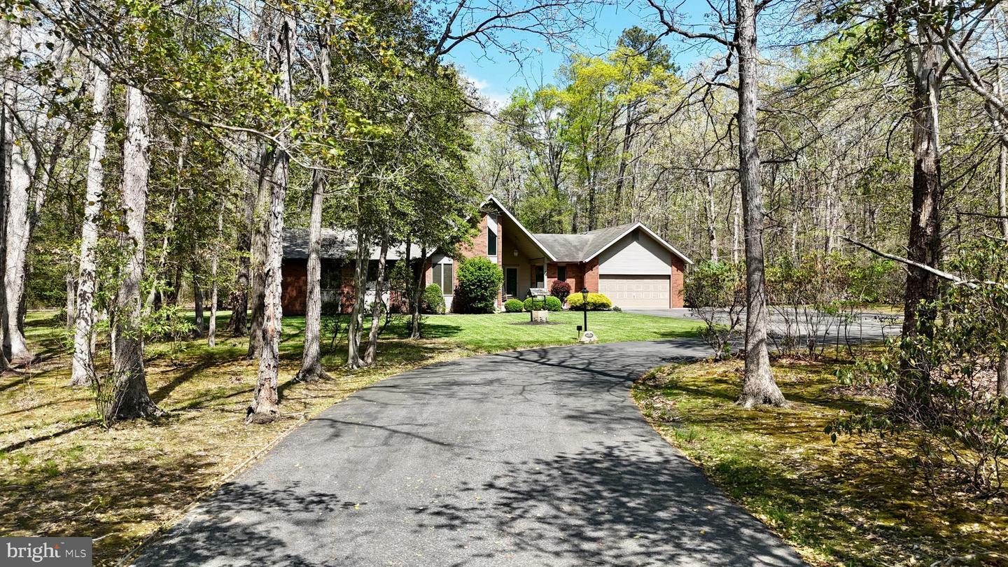 Property Photo: 988 Laurel Lane NJ 08318