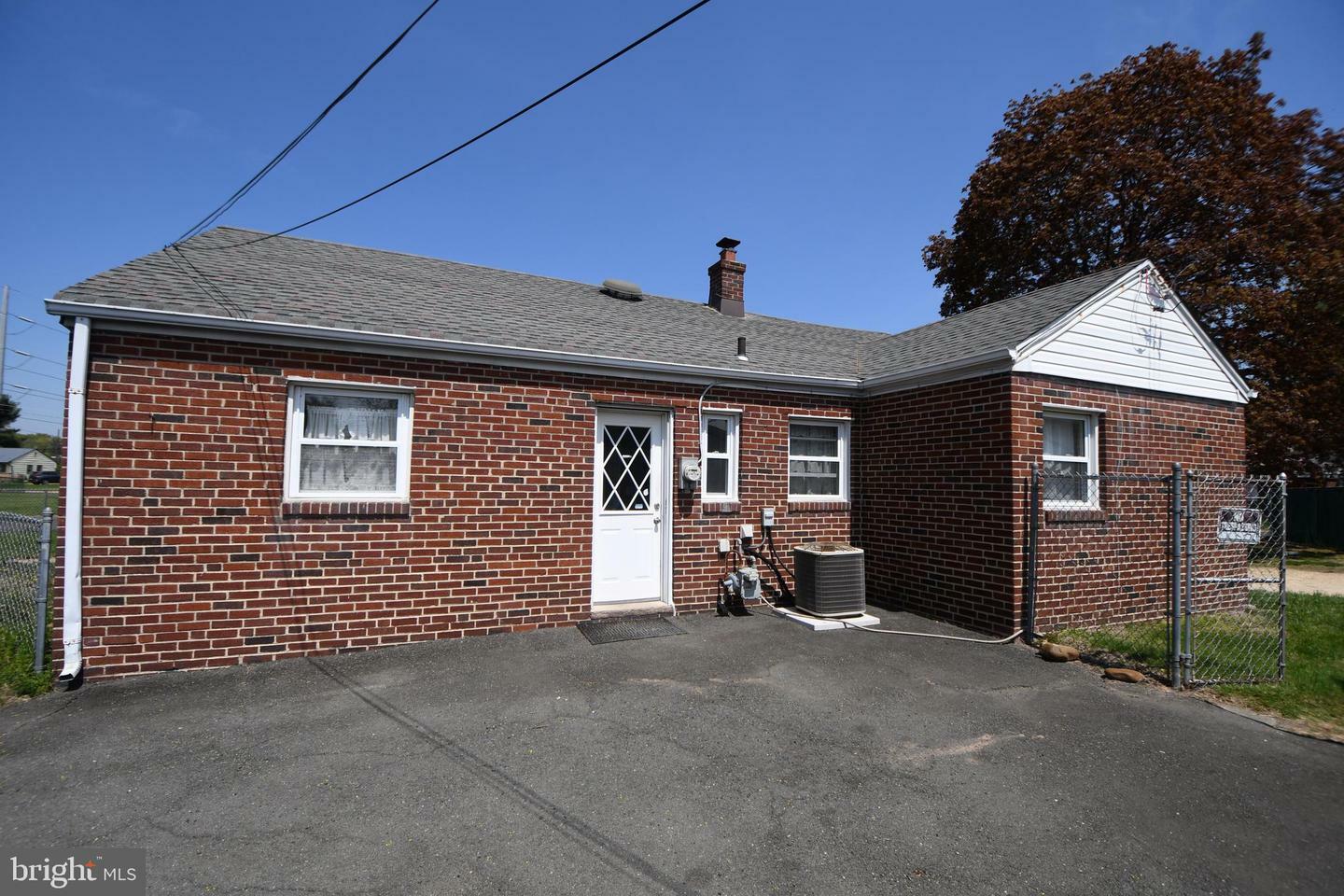 Property Photo: 4628 Gary Drive PA 19007