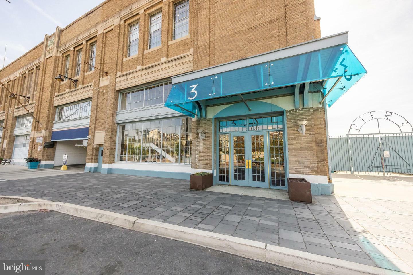 Property Photo: 3 N Columbus Boulevard 107 PA 19106