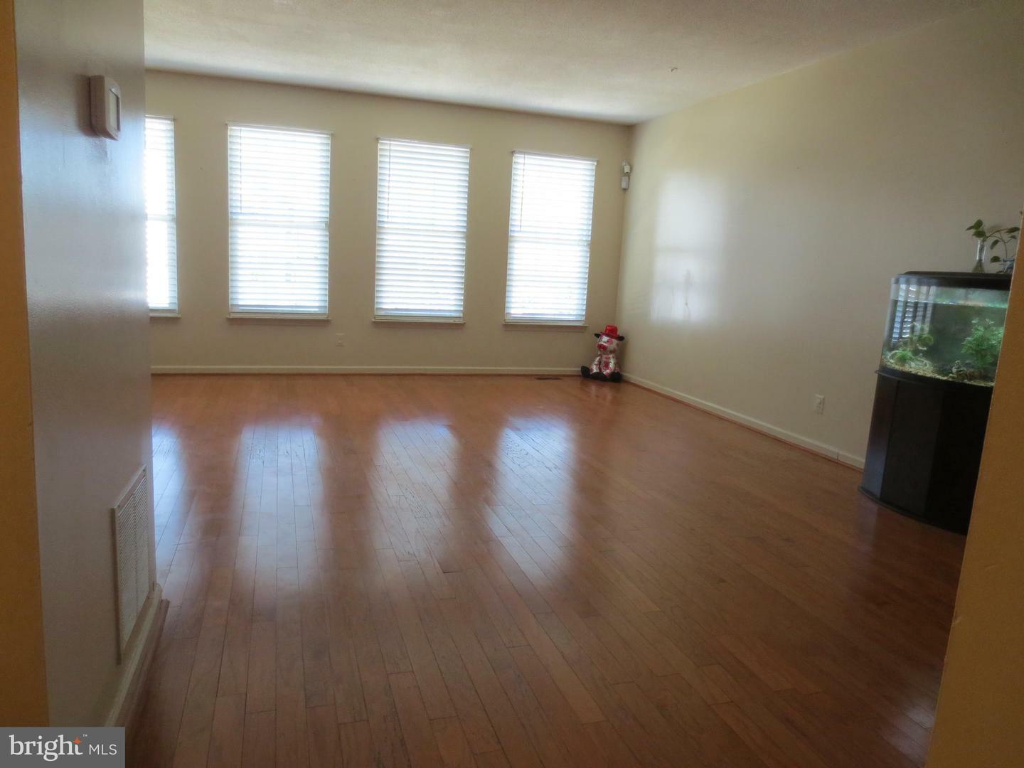 Property Photo: 1718 Severn Tree Court 184 MD 21144